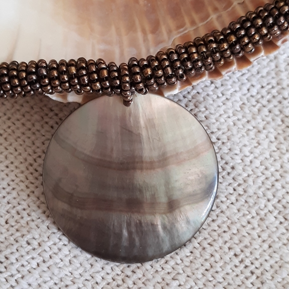 Shell necklace - Picture 5 of 10